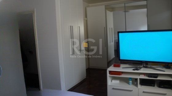 Apartamento para Venda - 77m², 3 dormitórios, Petrópolis