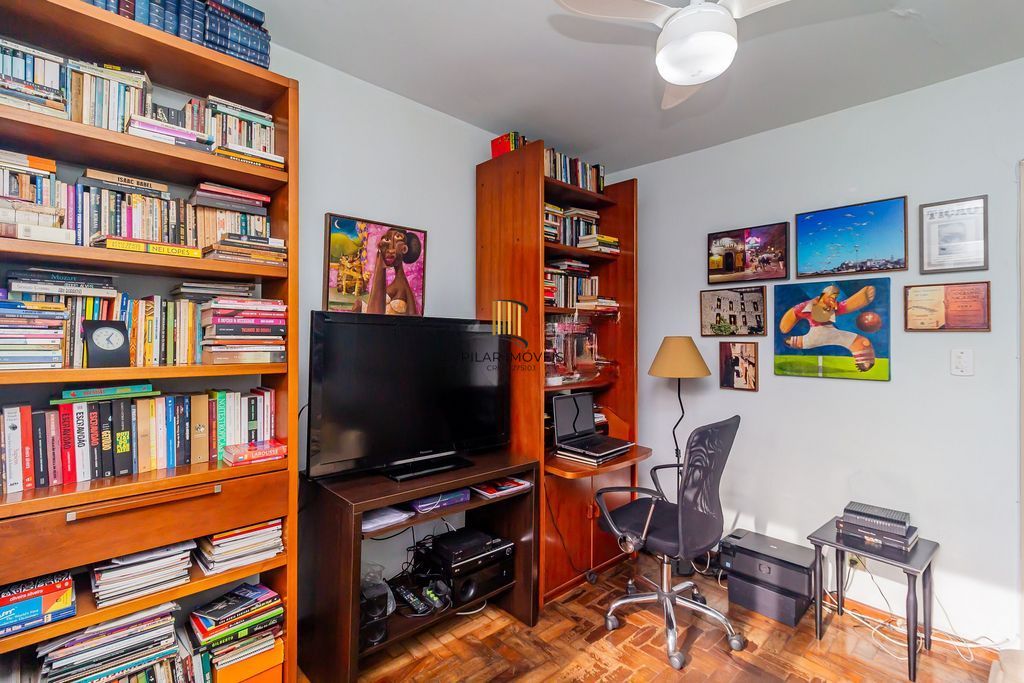 Apartamento 3 dorms à venda Rua Felipe Camarão, Rio Branco - Porto Alegre