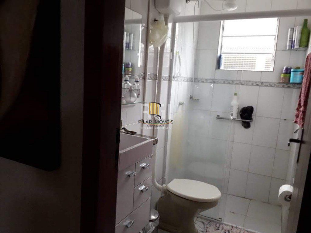 Casa para Venda - 124.3m², 3 dormitórios, 2 vagas - Centro