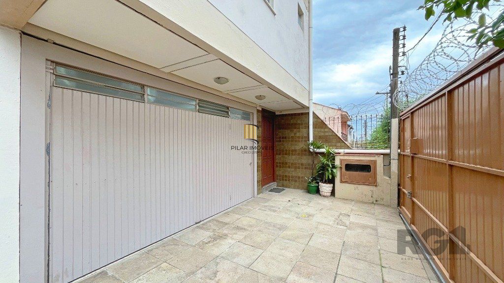 Casa 3 dormitórios no bairro Santa Tereza