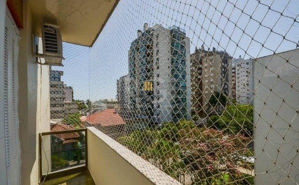 Apartamento 3 dormitórios no bairro Menino Deus