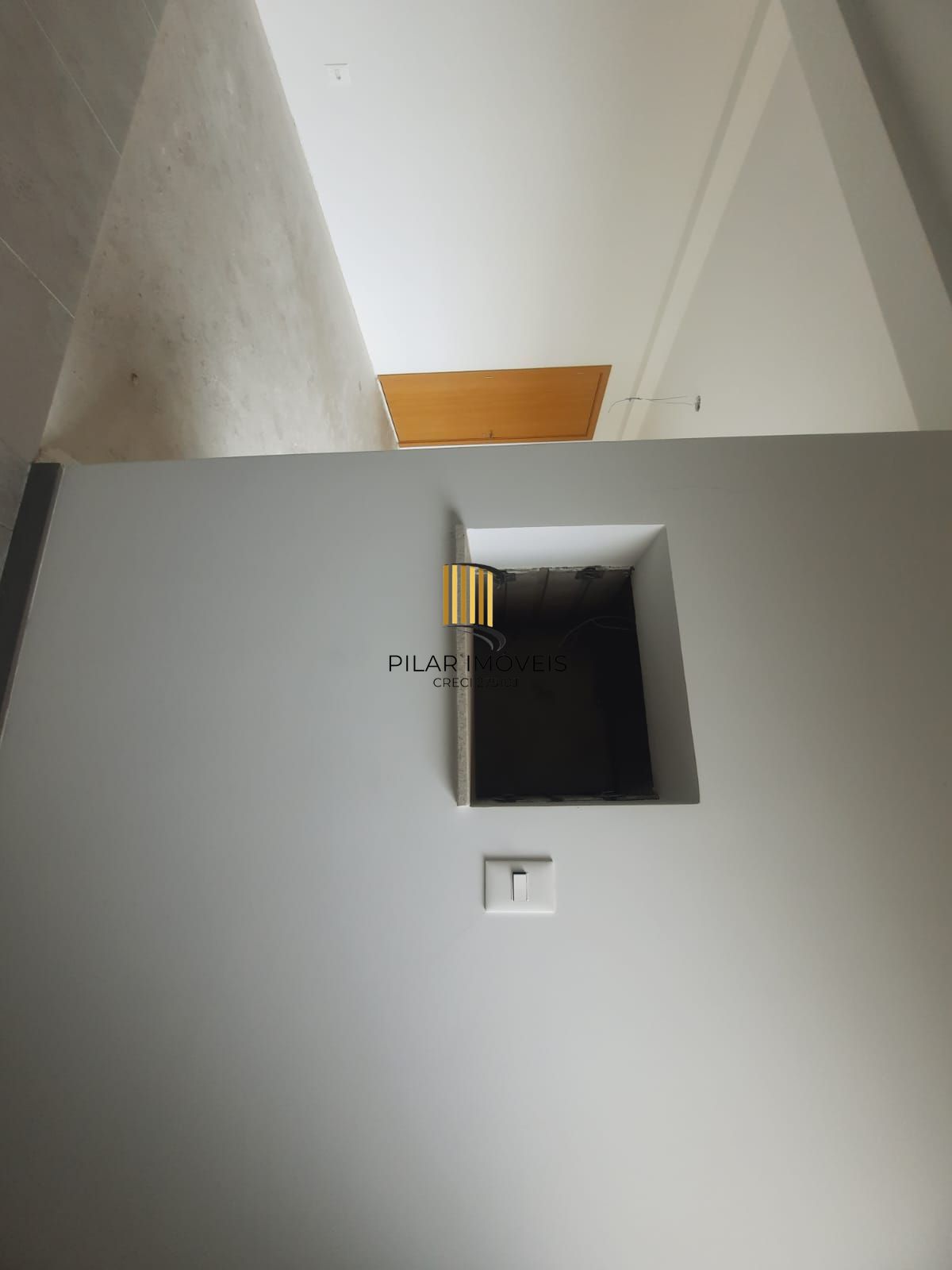 Apartamento novo de 01 dormitório e vaga de garagem no bairro santana- Porto alegre/RS