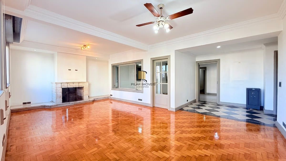 Apartamento de 3 dormitórios à venda em Independência, Porto Alegre