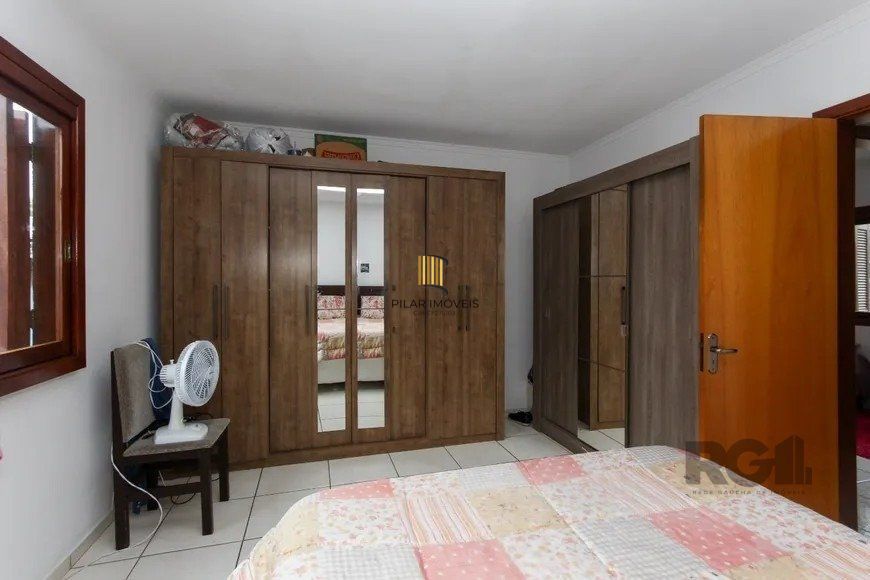 Casa em condomínio com 3 dormitórios, 1 vaga no bairro Nossa Senhora das Graças, Canoas!