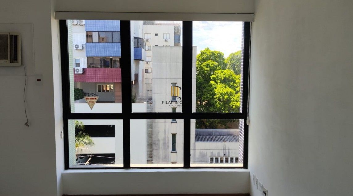 Sala Comercial com vaga coberta no Bairro Menino Deus Porto Alegre