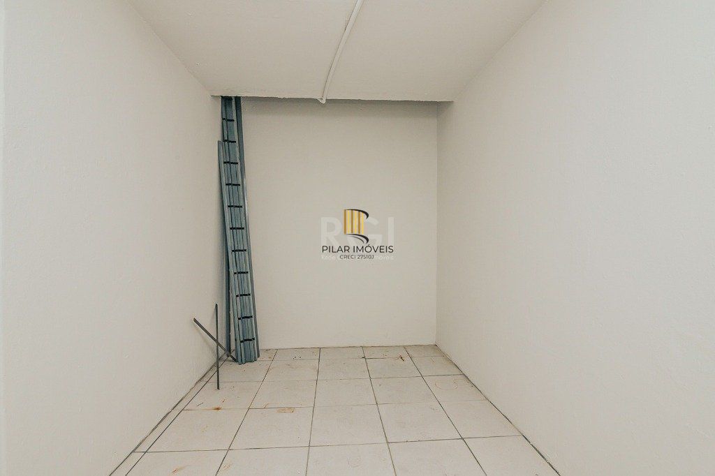 Predio para Venda - 241.18m², 0 dormitórios, Petrópolis