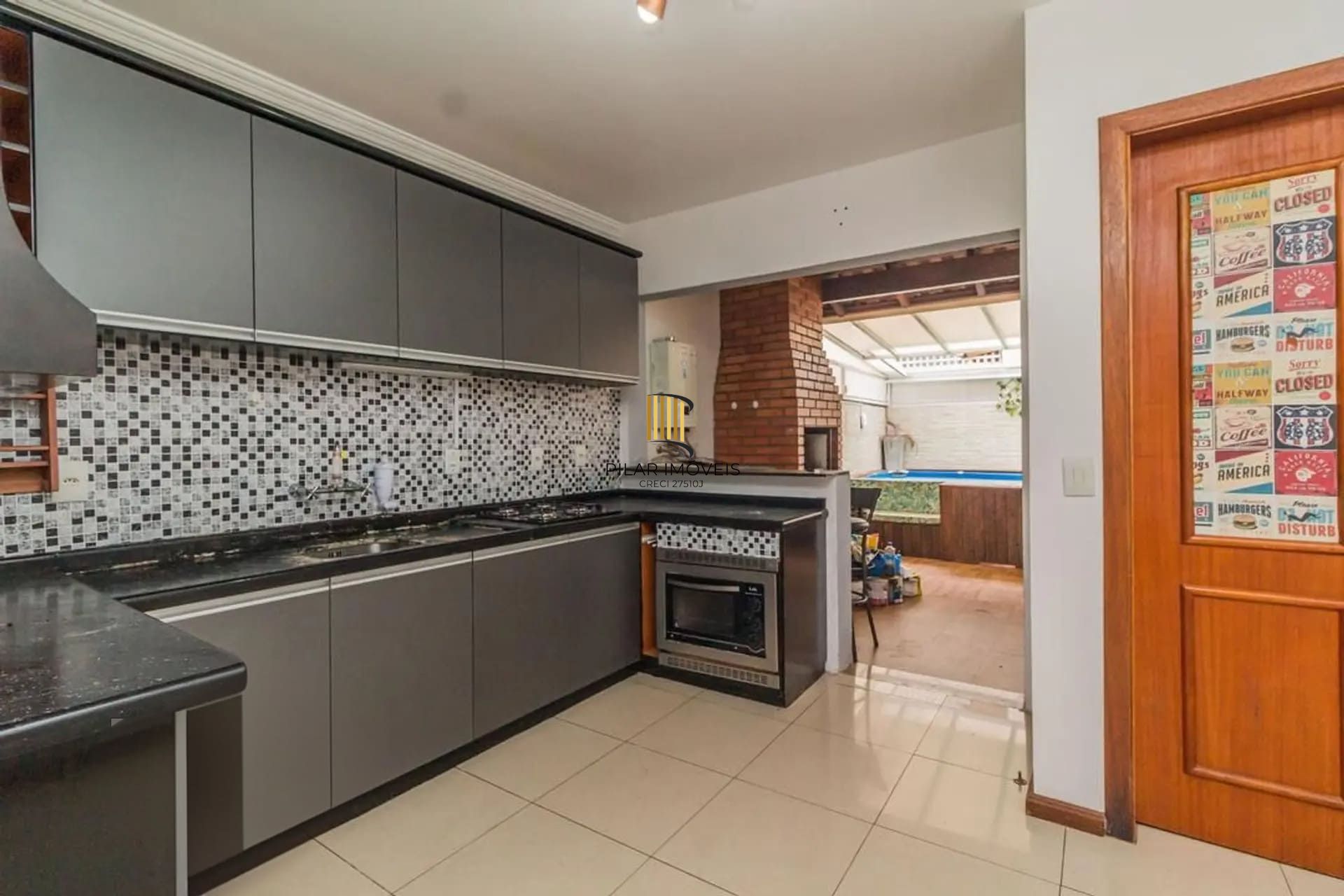 Casa em Condomínio de 3 dormitórios, no Bairro Ipanema