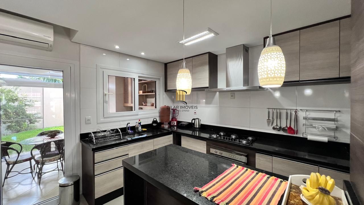 Casa 3 dormitórios no bairro Espírito Santo