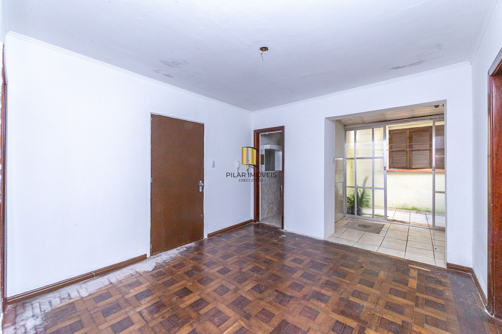 Apartamento com 2 quartos e 38m² à venda em Cidade Baixa, Porto Alegre.