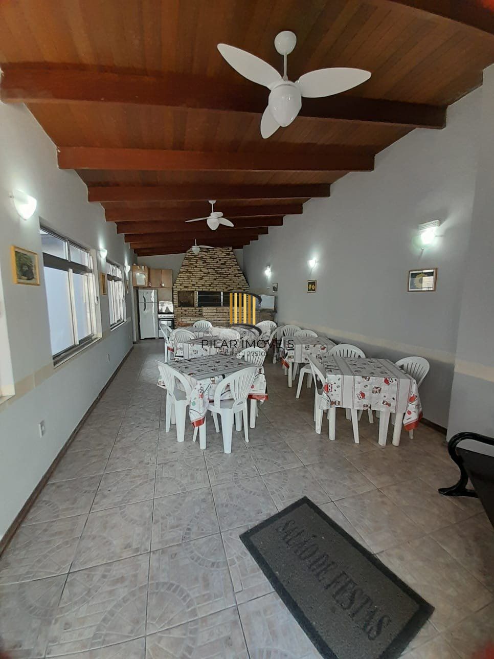 Apartamento de 1 dormitório á venda em Menino Deus, Porto Alegre.