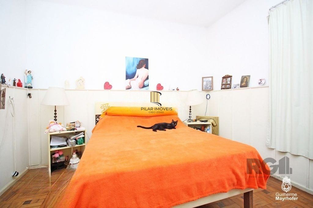 Casa de 3 dormitórios no bairro Partenon