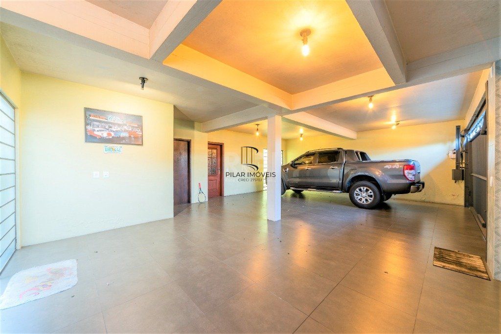 Casa de 3 dormitórios e 4 vagas de garagem no bairro Jardim Itu