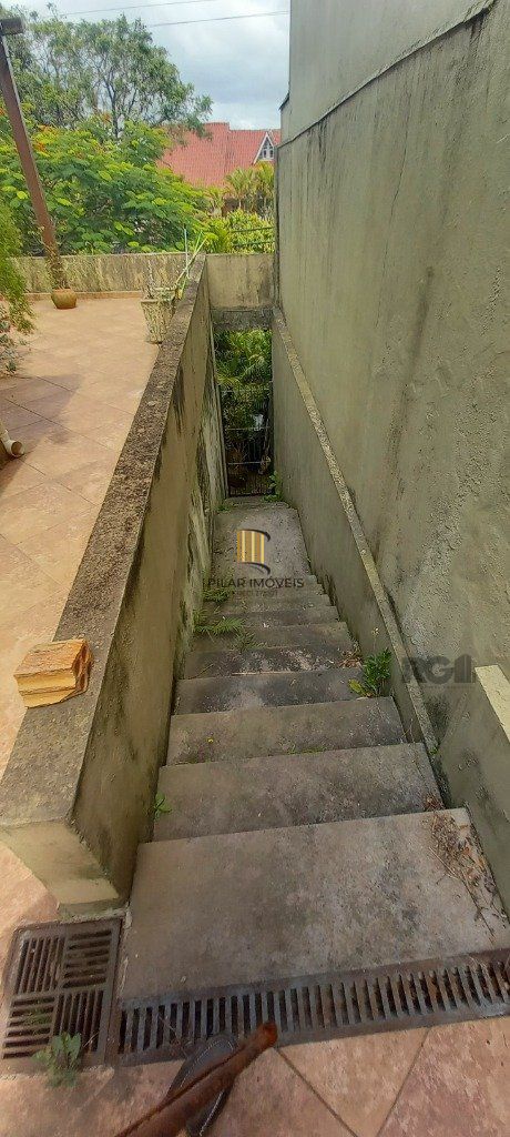 Casa 3 dormitórios no bairro Ipanema