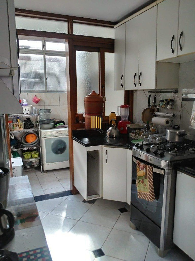 Apartamento de 3 dormitórios no bairro Petrópolis