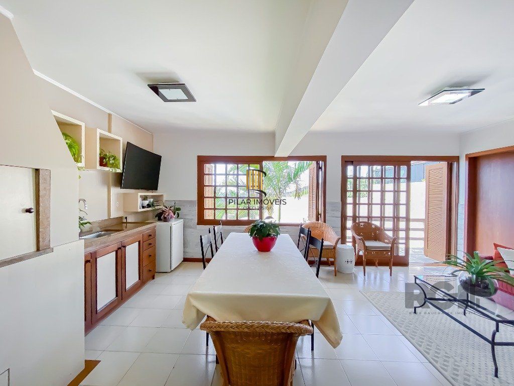Casa alto padrão, 500m² privativos com linda vista da cidade no Morro Apamecor