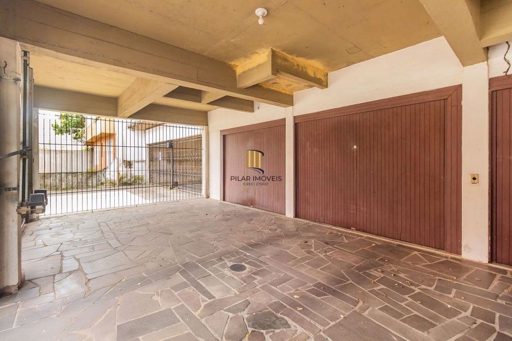 Apartamento de 2 dormitórios no bairro São Geraldo - Porto Alegre