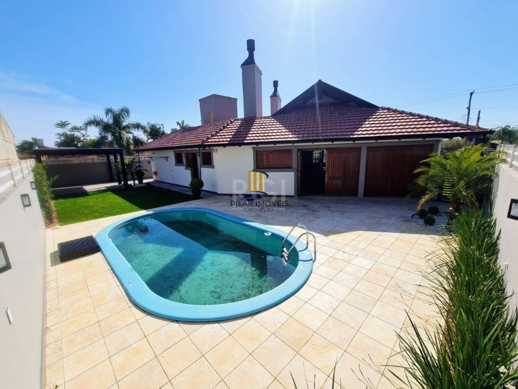 Excelente casa na praia de Atlântida/RS