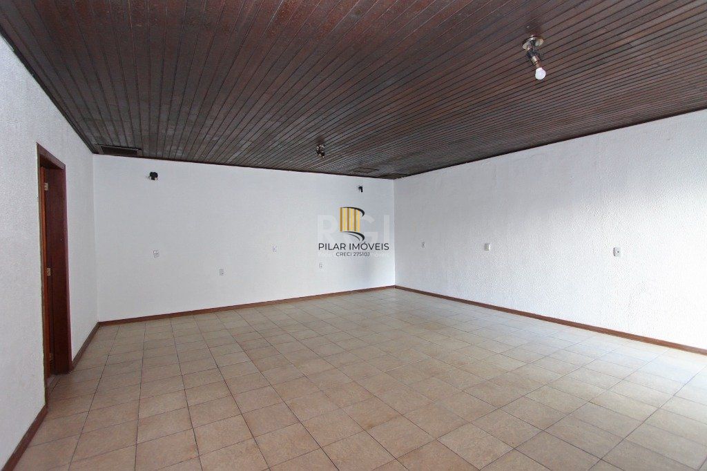 Casa para Locação/Aluguel - 240m², 4 dormitórios, 6 vagas - Nonoai