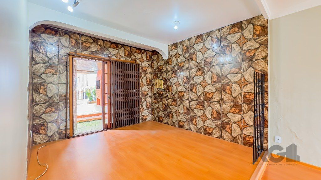 Casa 4 dormitórios no bairro Jardim Itu