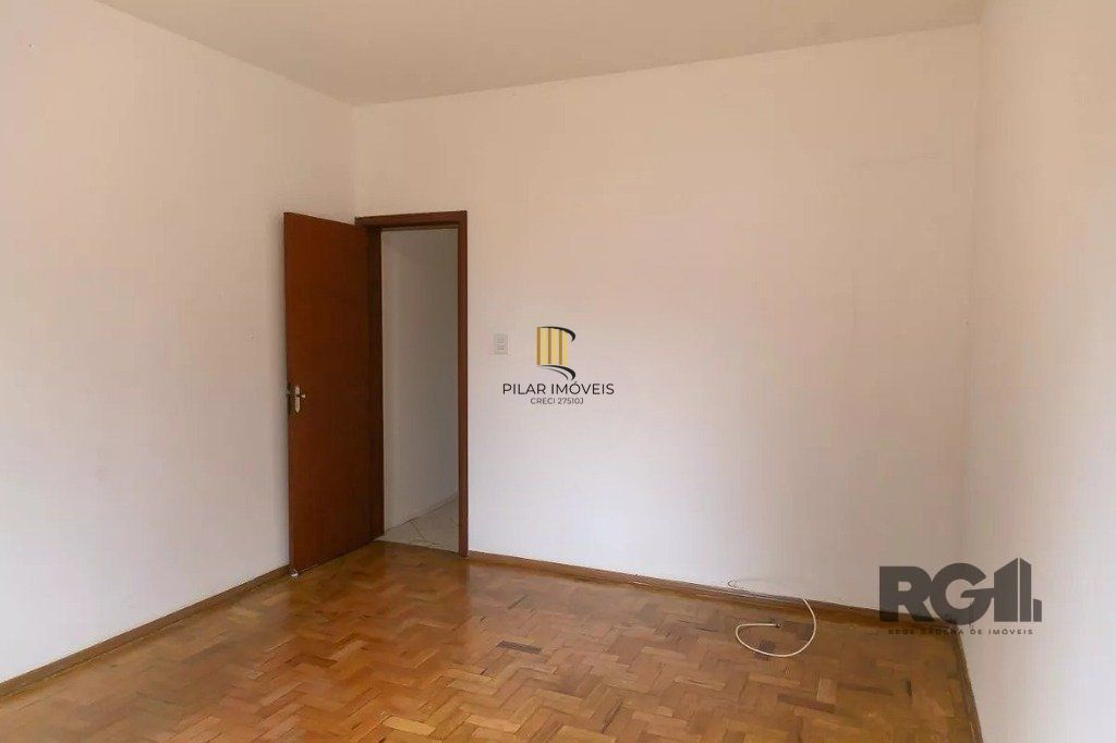 Casa para Venda - 150m², 3 dormitórios, 2 vagas - Teresópolis