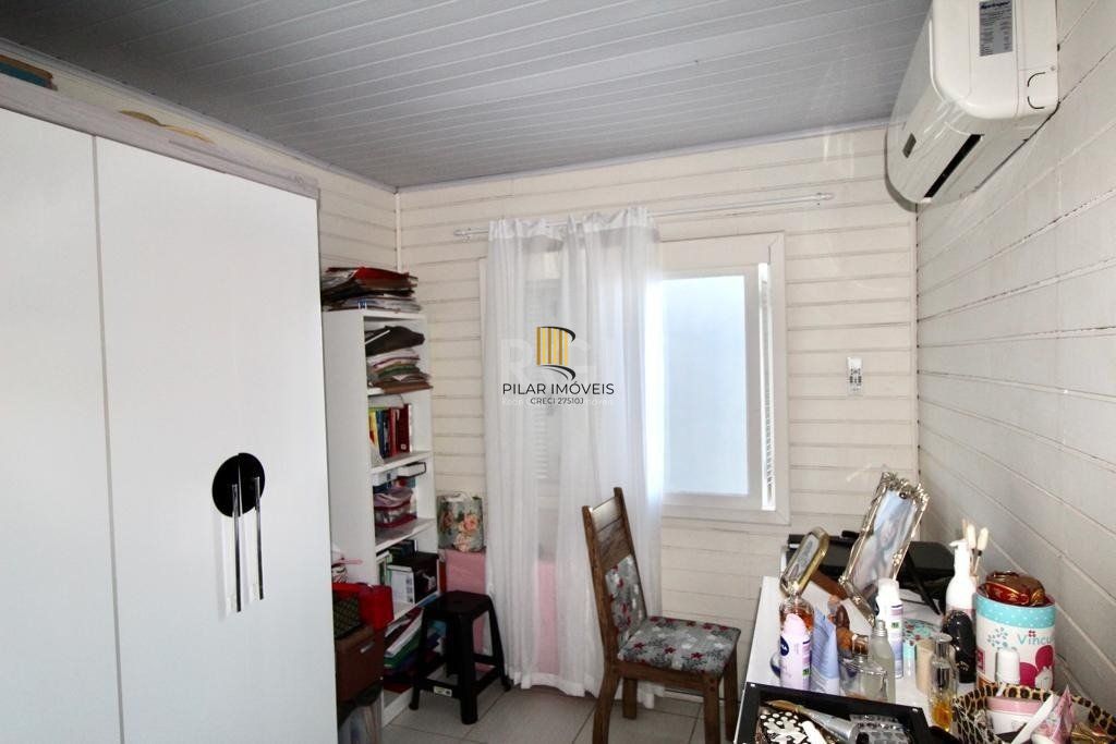 Casa para Venda - 90m², 5 dormitórios, sendo 1 suites, 5 vagas - Teresópolis