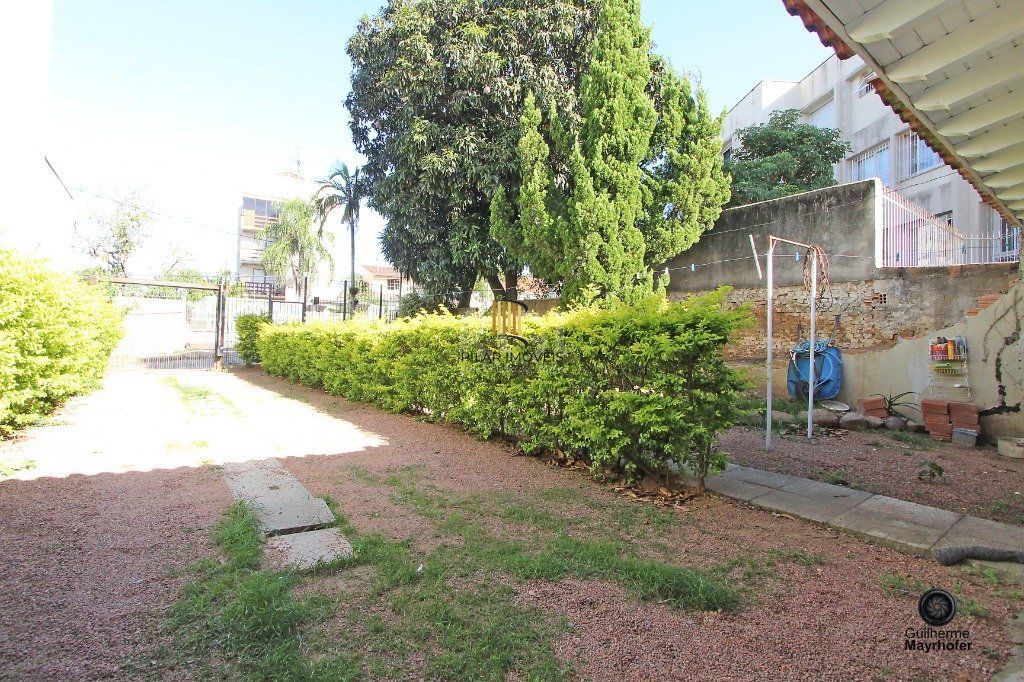 Casa para Venda - 120m², 3 dormitórios, sendo 1 suites, 2 vagas - Medianeira