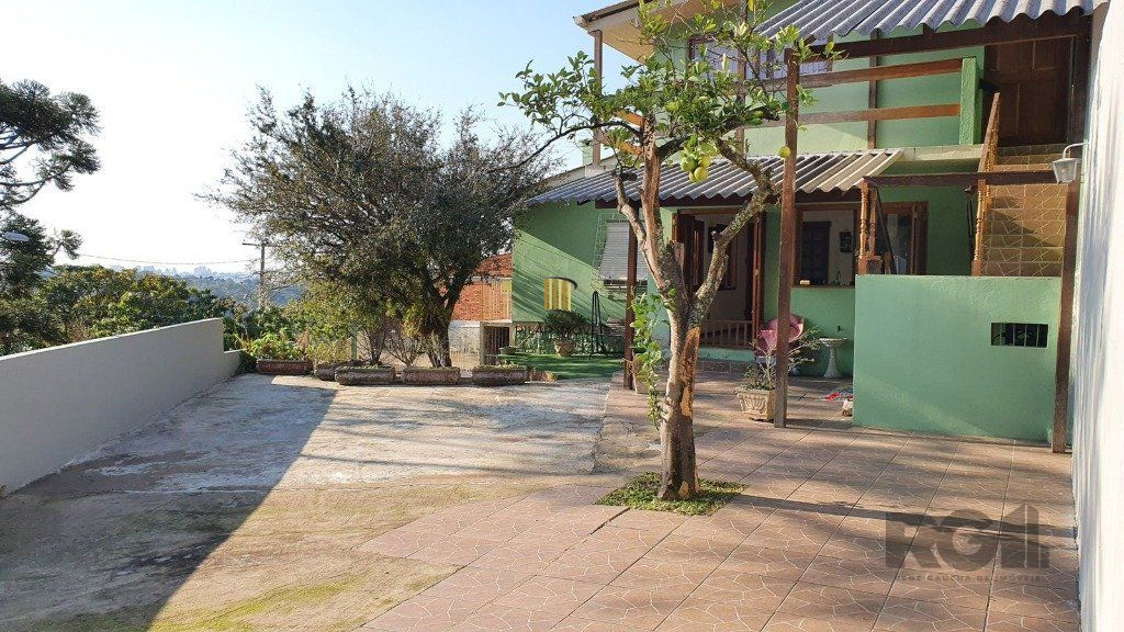 Casa 3 dormitórios no bairro Santa Tereza - Pilar Imóveis
