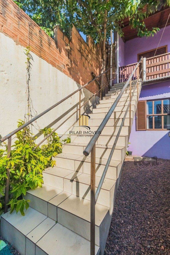 Casa com 4 dormitórios no bairro Santa Maria Goretti