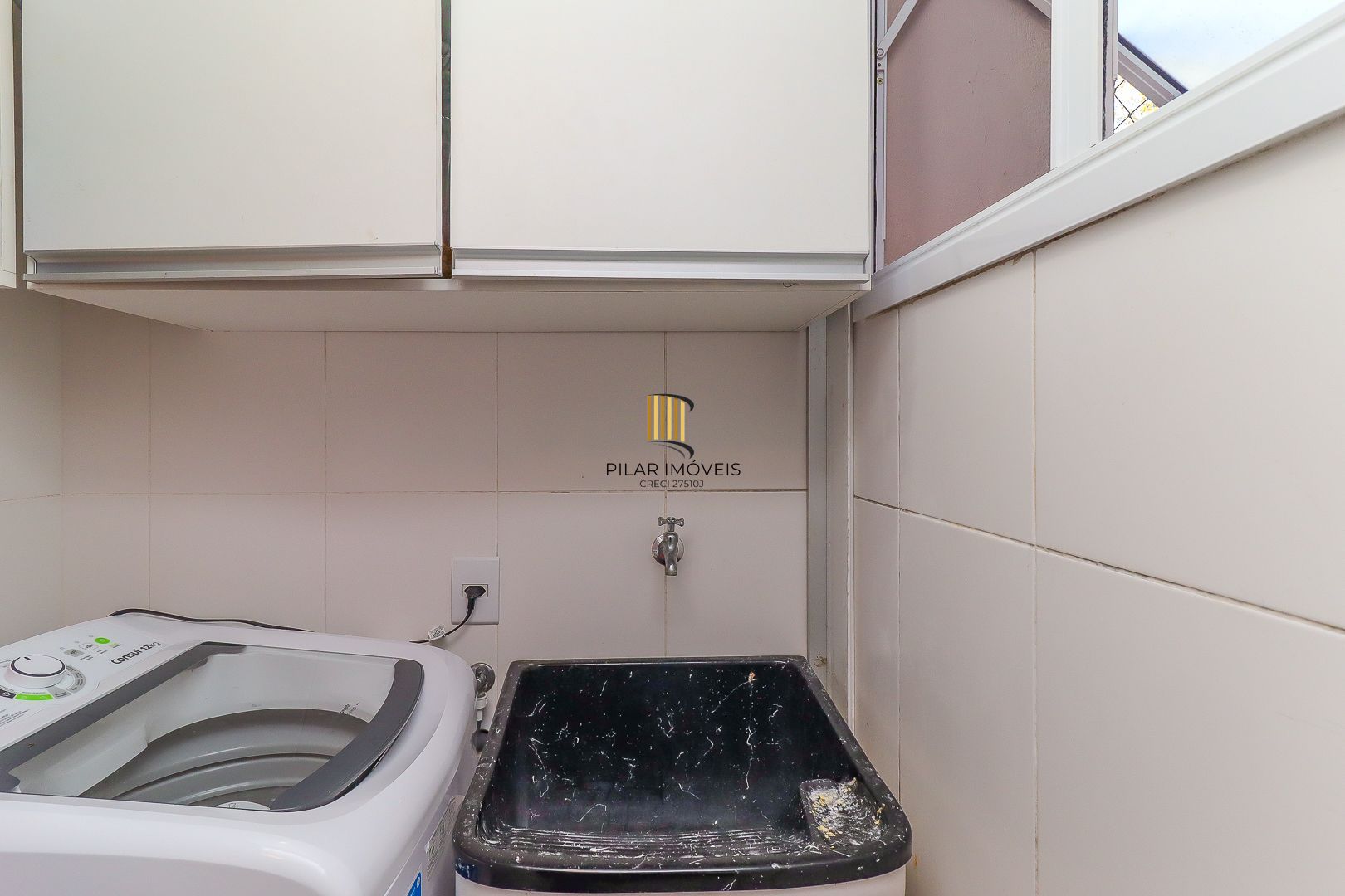 Apartamento Terreo de 03 dormitórios,reformado no bairro Teresópolis-Porto Alegre /RS