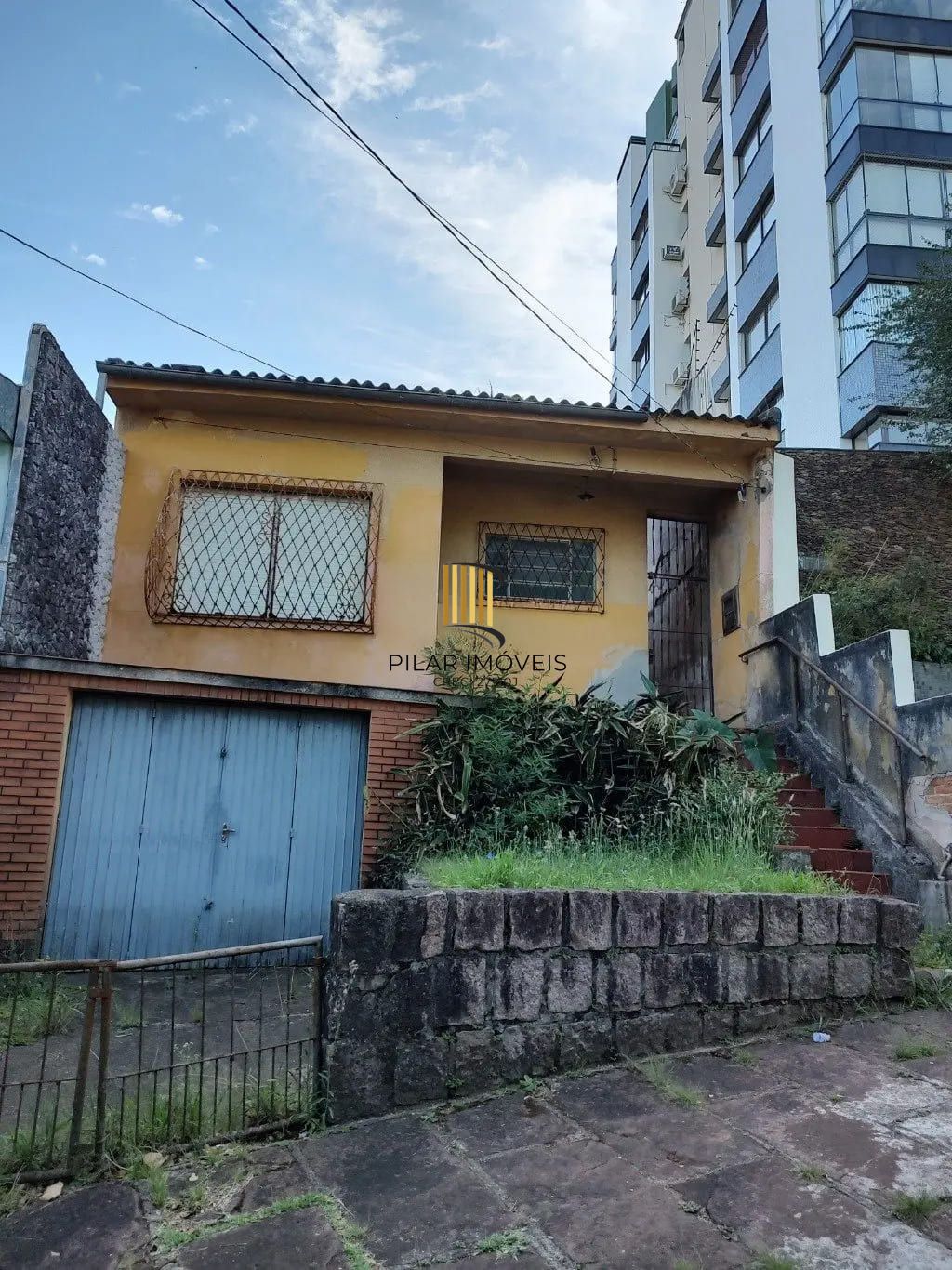 Casa com 3 dormitórios no bairro Petrópolis - Pilar Imóveis