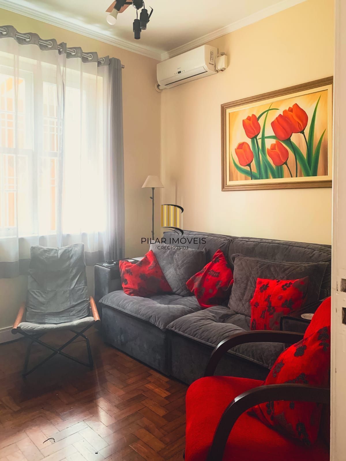 CASA RESIDENCIAL, REPAGINADA POR ARQUITETO COM MUITA ELEGÂNCIA E CONFORTO!