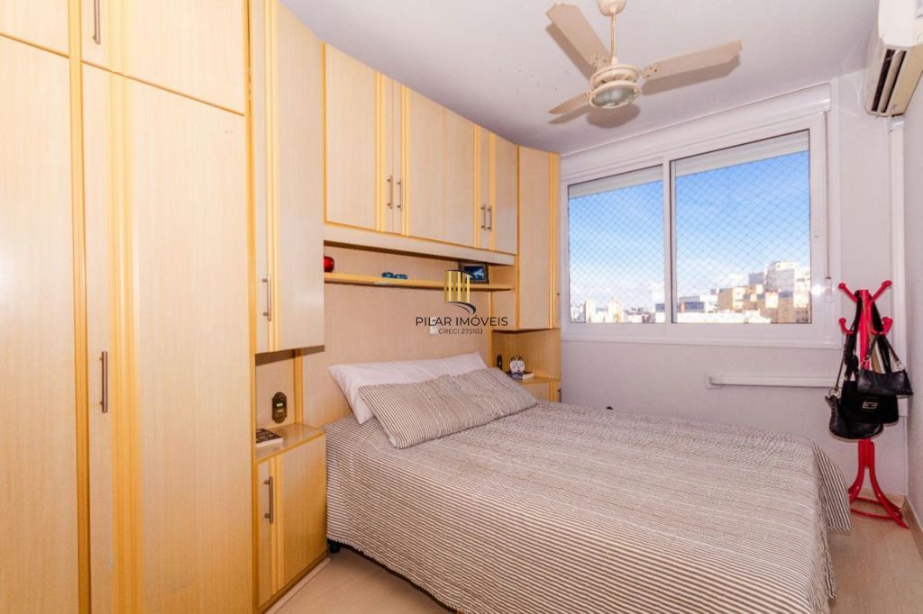 Cobertura 2 dormitórios à venda Avenida Alberto Bins, Floresta - Porto Alegre