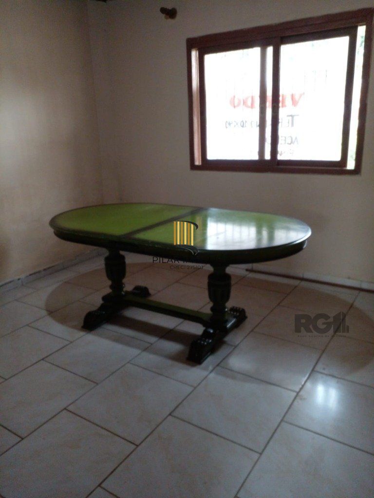 Casa para Venda - 146m², 4 dormitórios, 4 vagas - Cavalhada