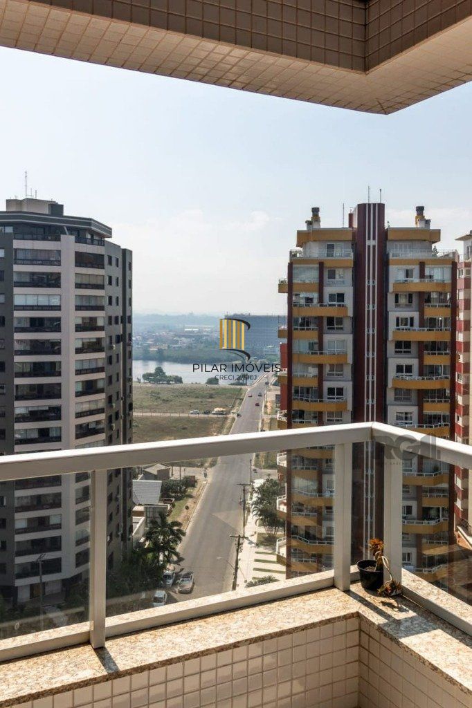 Cobertura 3 dormitórios no bairro Praia Grande