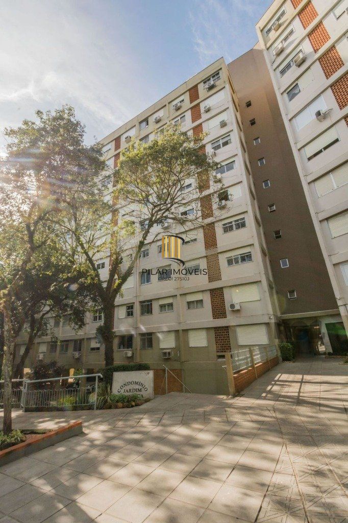 apartamento de 2 dormitórios no bairro Santo Antônio