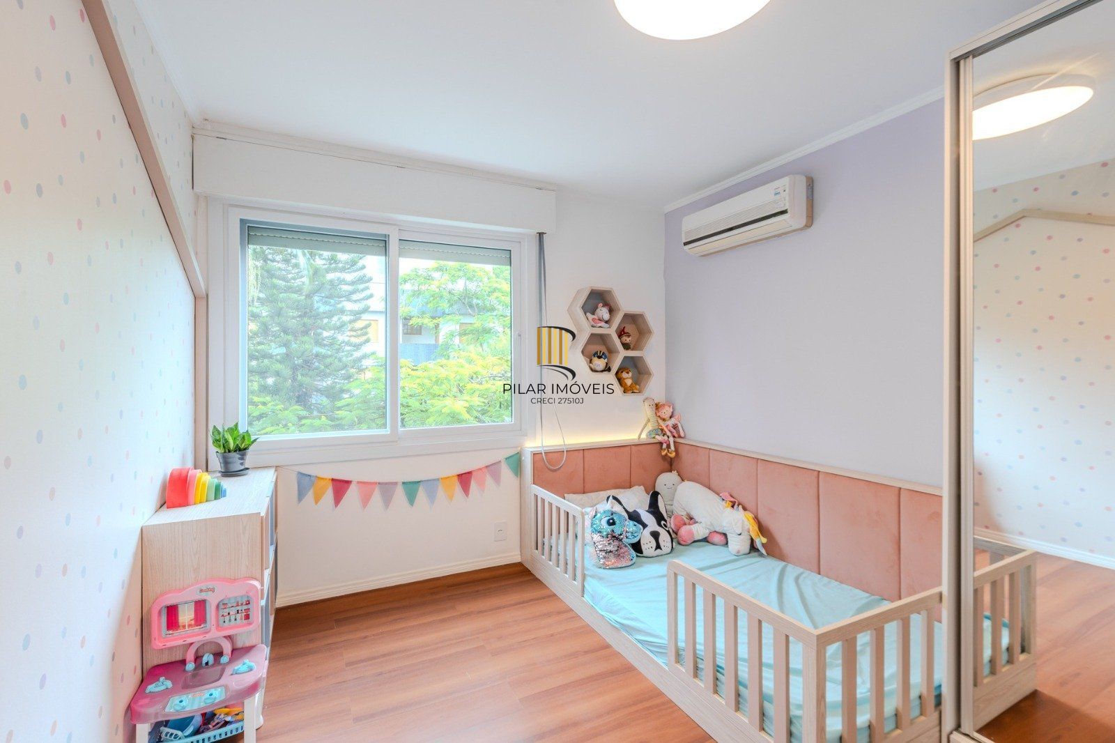 Apartamento de 3 dormitórios á venda no Bairro Cristal, Porto Alegre