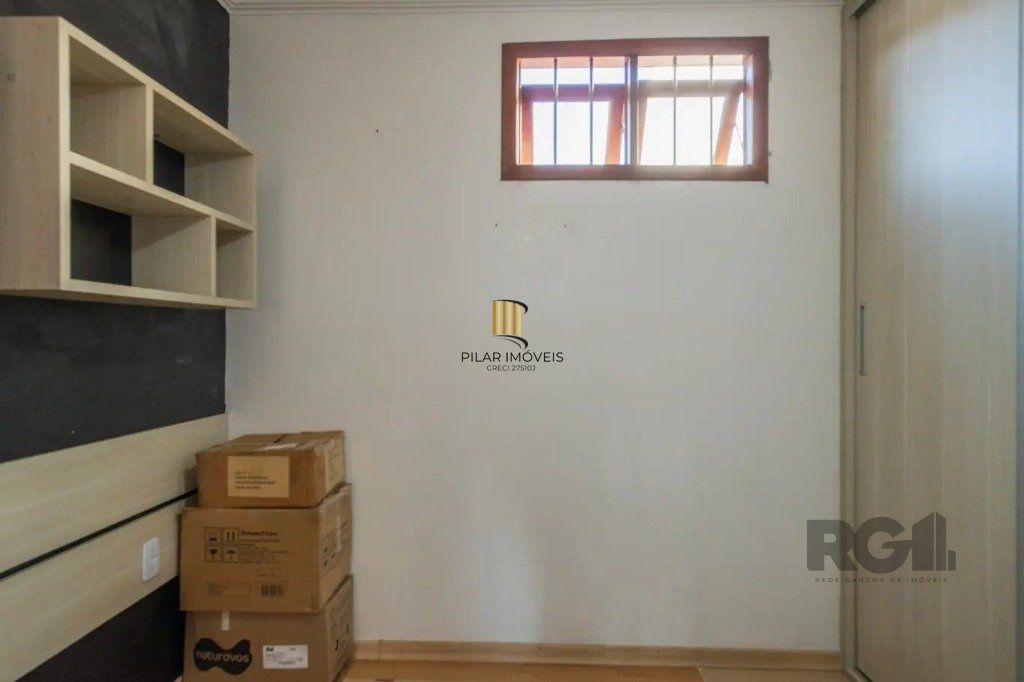 Casa de 3 dormitórios no bairro Nonoai