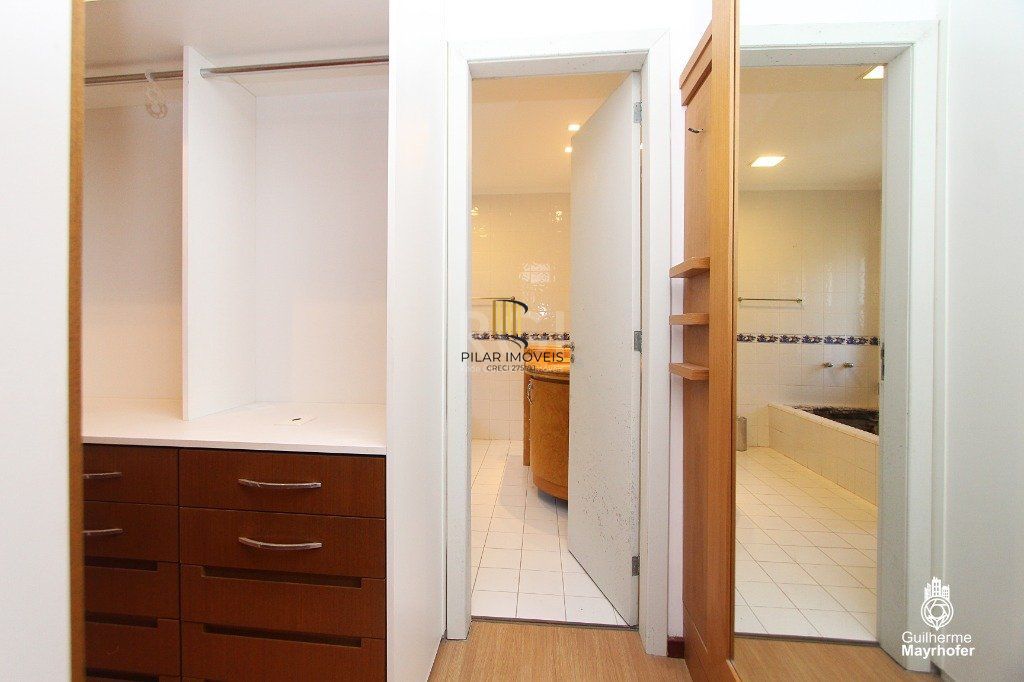 Casa para Venda - 393m², 4 dormitórios, sendo 2 suites, 4 vagas - Ipanema