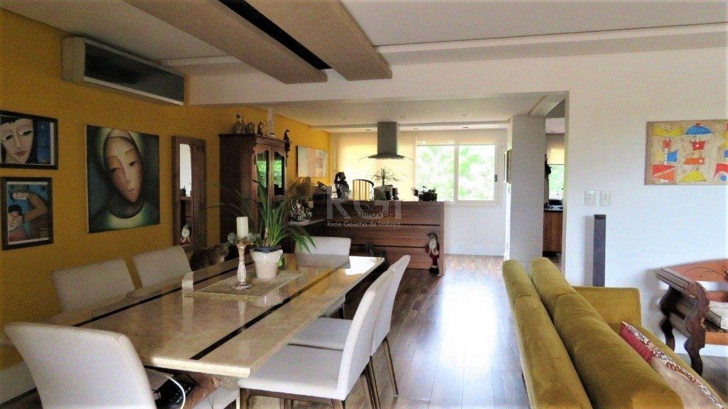 Casa Condominio para Venda - 404.59m², 3 dormitórios, sendo 1 suites, 2 vagas - Cristal