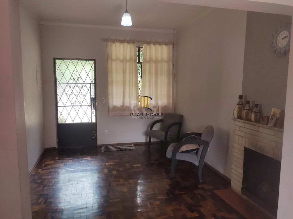 Casa 2 dormitórios no bairro Teresópolis