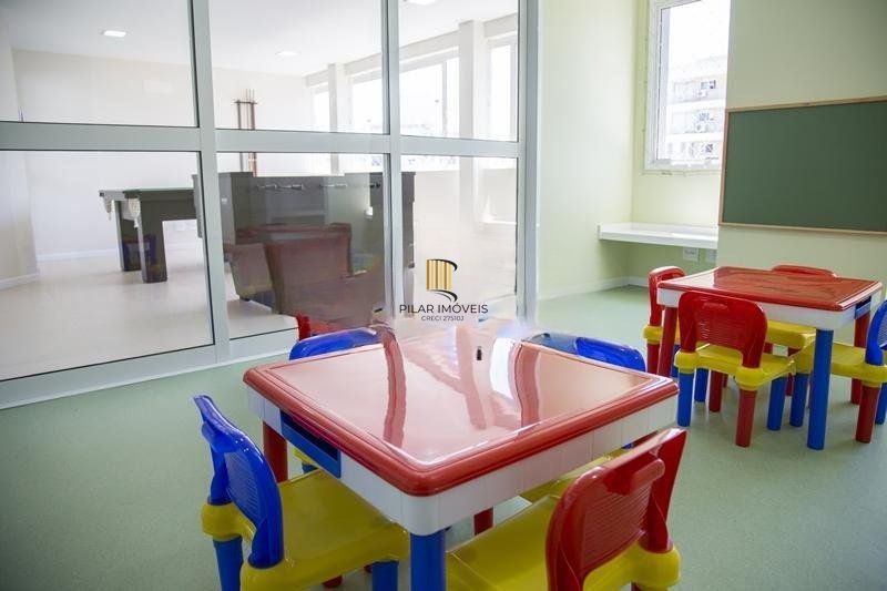 Apartamento com 3 quartos e 79m² à venda em Passo da Areia - Rua Bezerra De Menezes, Passo Da Areia, Porto Alegre