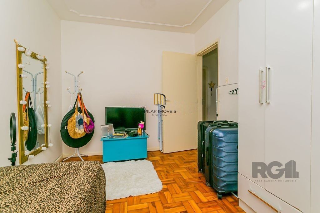 Apartamento térreo 67m² - 2 dormitórios e 1 vaga no bairro Higienópolis