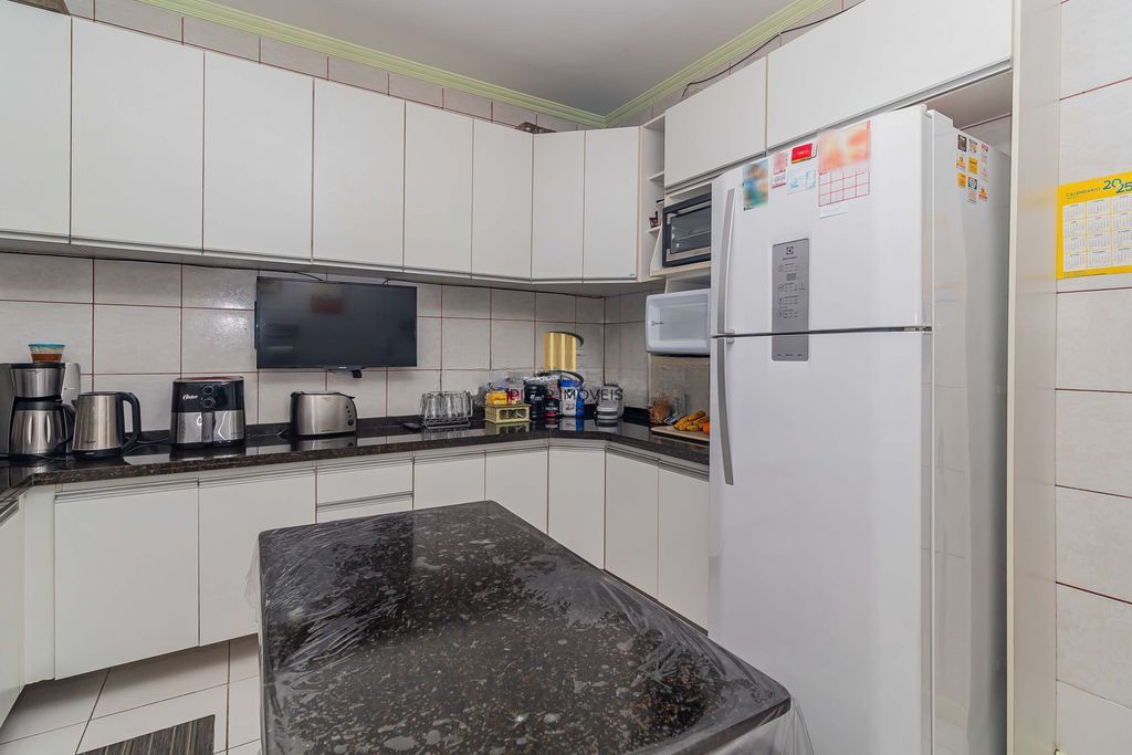 Casa de 3 dormitórios à venda Bairro Rubem Berta - Porto Alegre