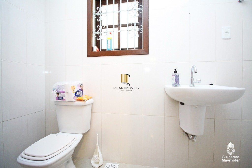 Casa para Venda - 246m², 3 dormitórios, sendo 2 suites, 3 vagas - Vila Ipiranga