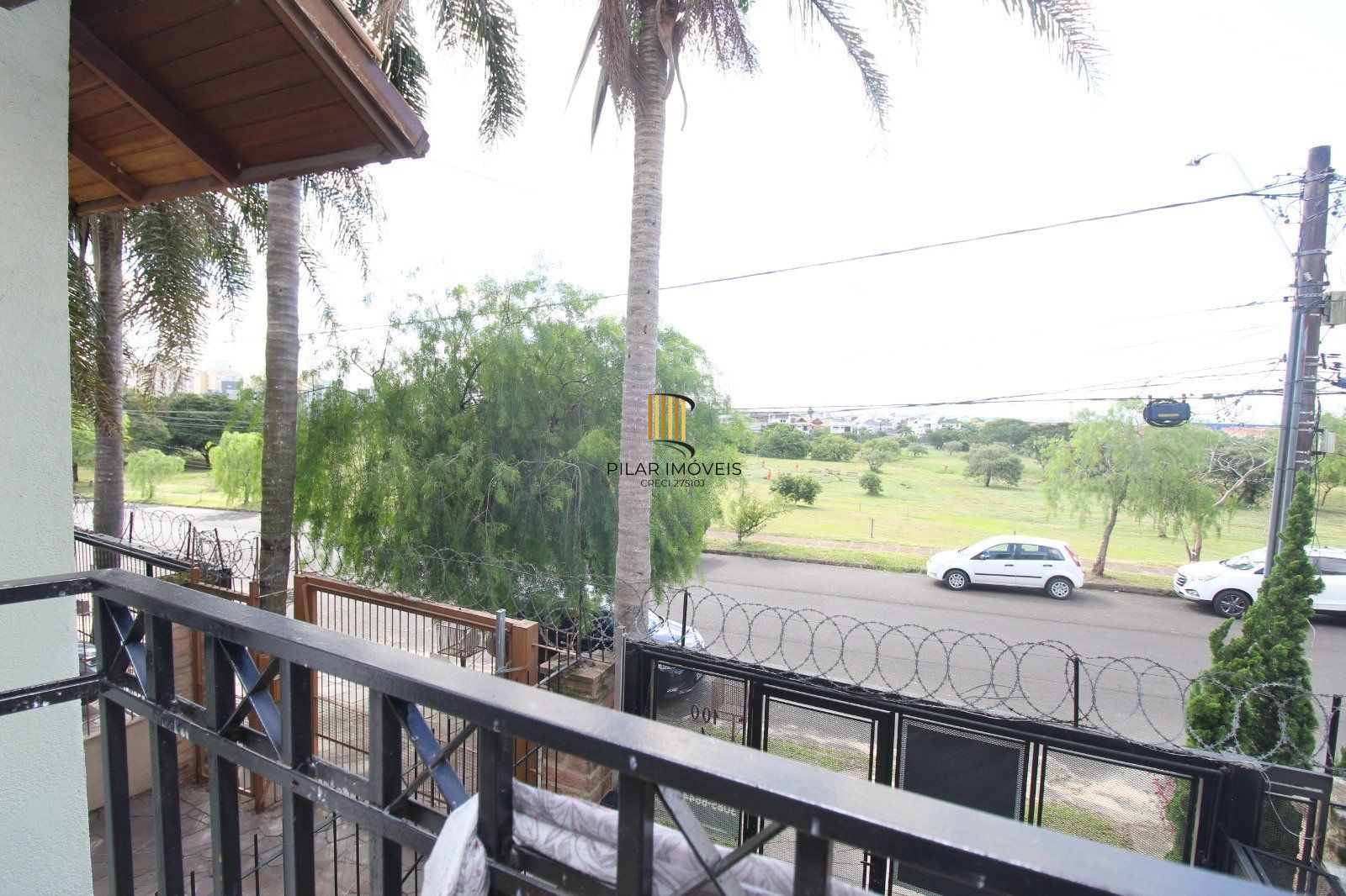 Casa de 180m² com 3 dormitórios  no bairro Ecoville, Porto Alegre