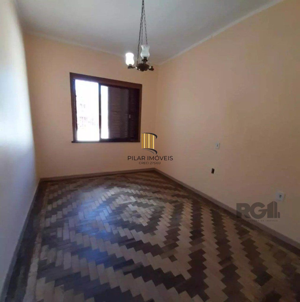 Casa 3 Dormitório(s) Bairro Teresópolis