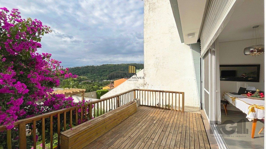 Casa 3 dormitórios no bairro Vila Nova