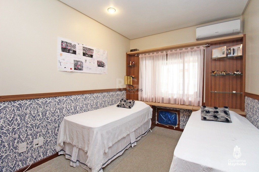 Cobertura para Venda - 230m², 3 dormitórios, sendo 2 suites, 2 vagas - Auxiliadora