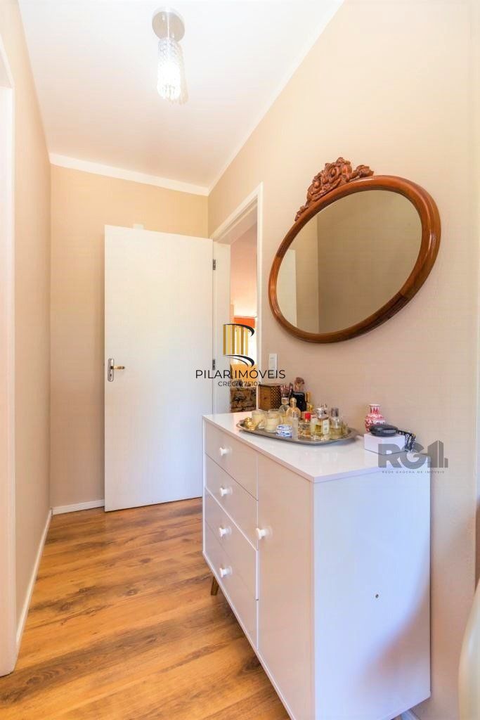 Casa de 380m², bairro Guarujá