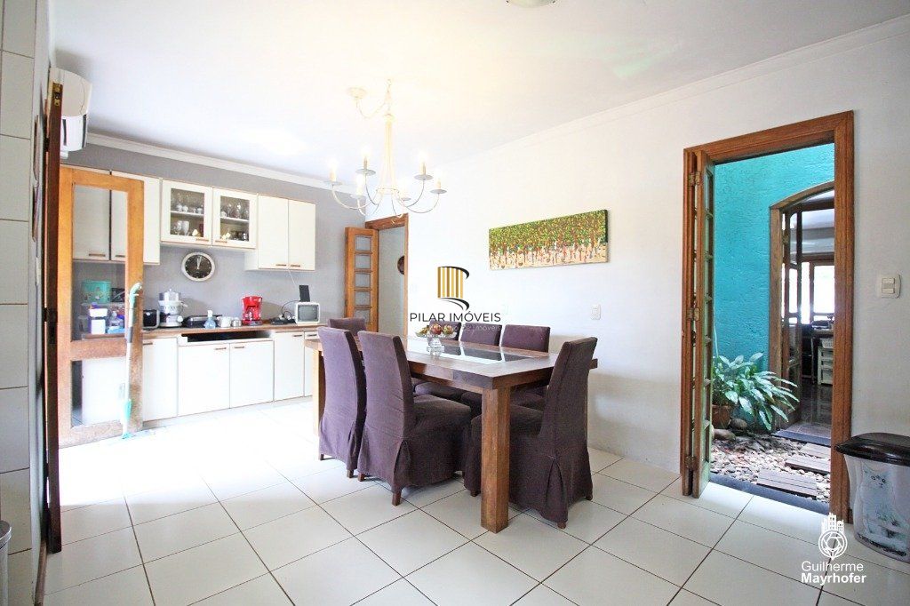Casa para Venda - 151.36m², 3 dormitórios, sendo 1 suites, 2 vagas - Partenon